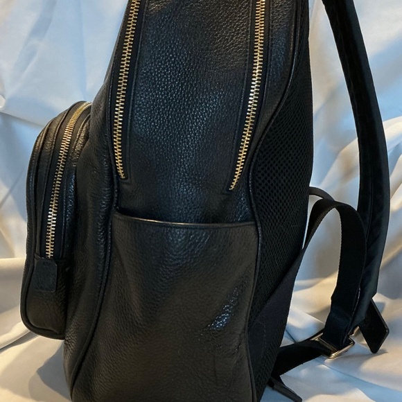 Coach Court Backpack - Picture 3 of 6